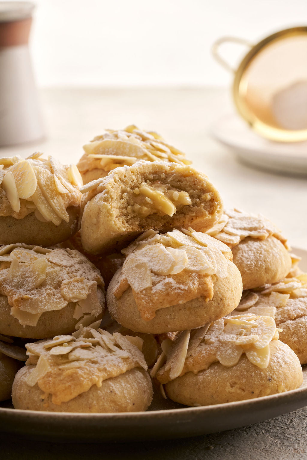 ALMONDINA KAHK - 850g